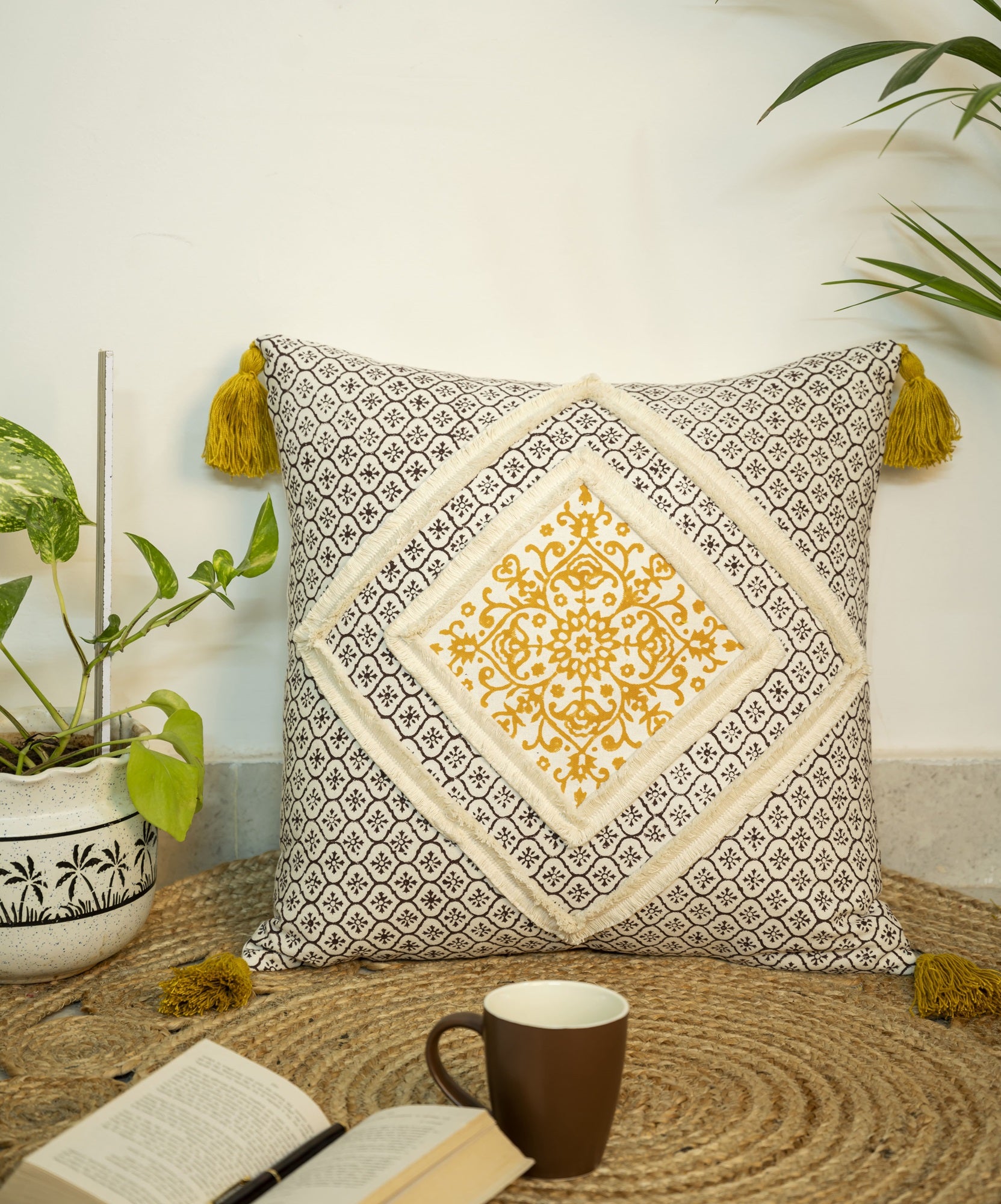 "Golden Lattice" Block Printed Cushion Cover
