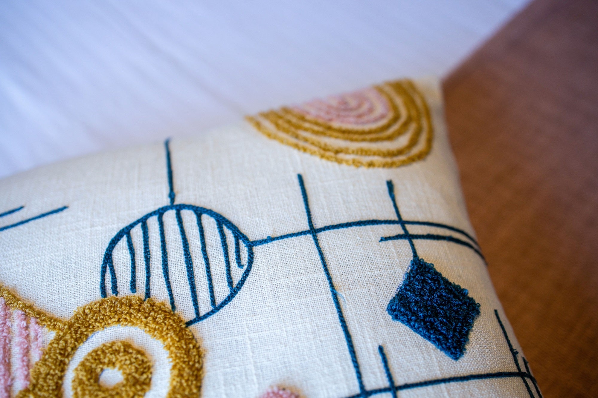 "Geo Play" Tufted Cushion Cover
