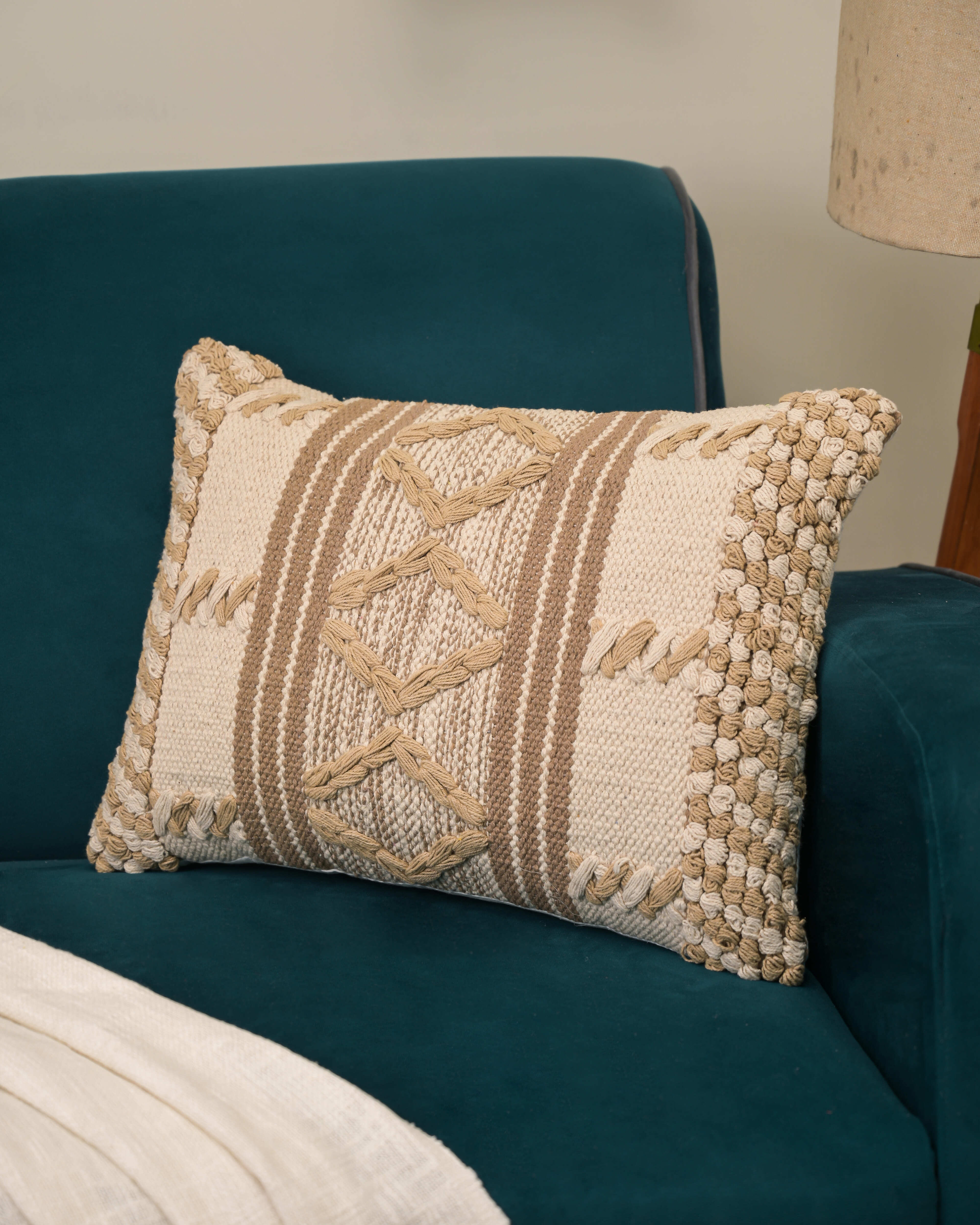 "Braided Bliss" Cushion Cover