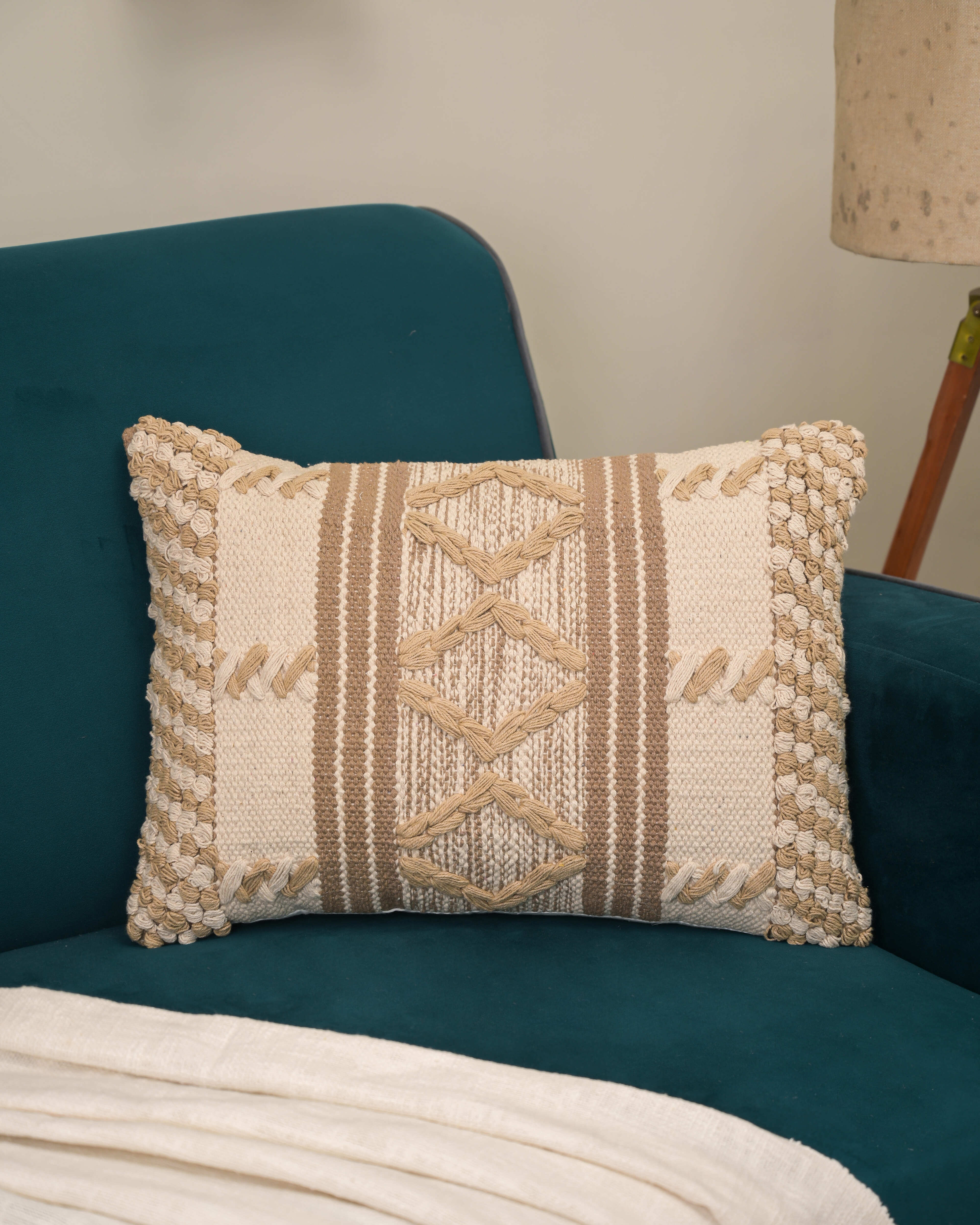 "Braided Bliss" Cushion Cover