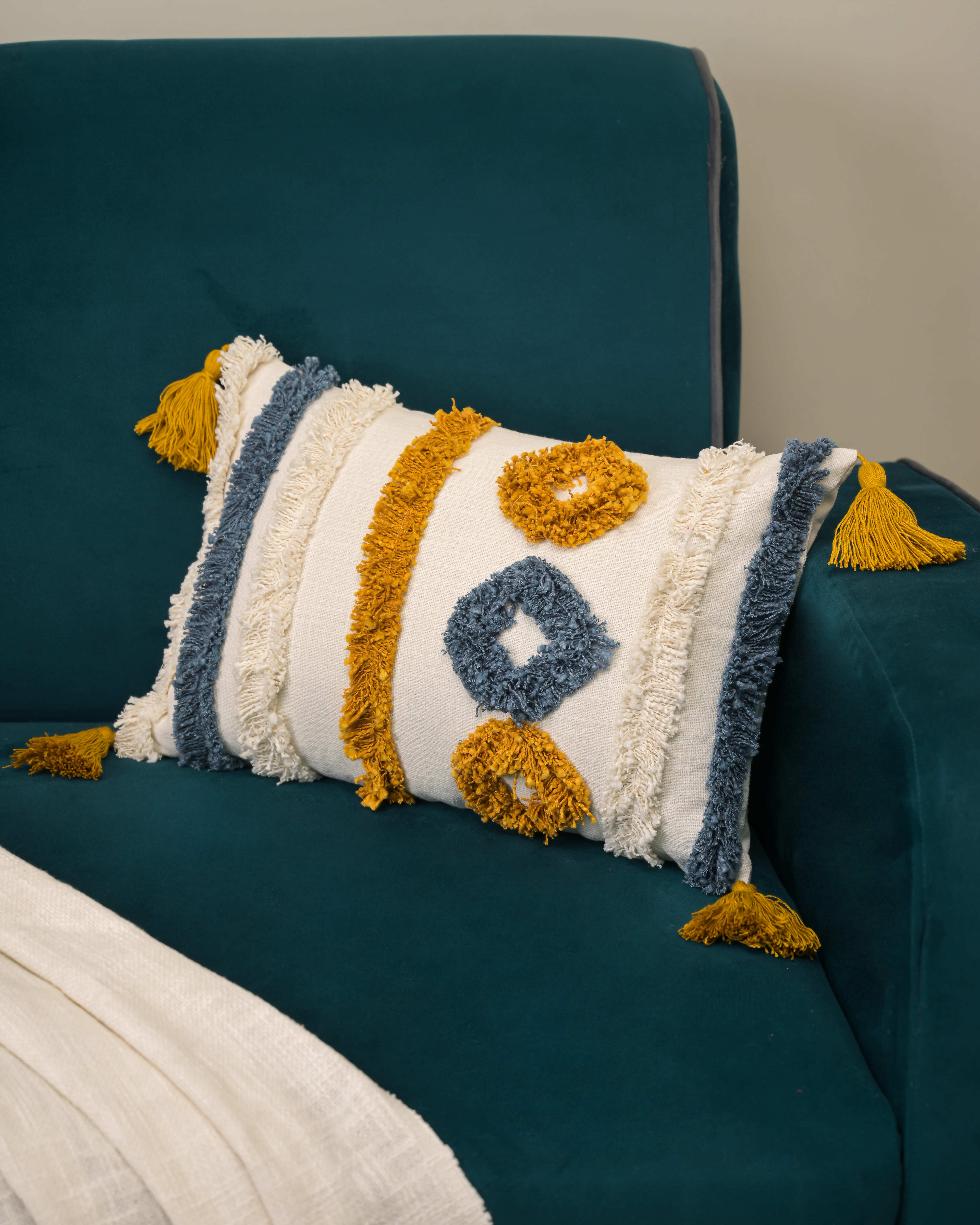 "Tassel Tango" Lumbar Cushion Cover
