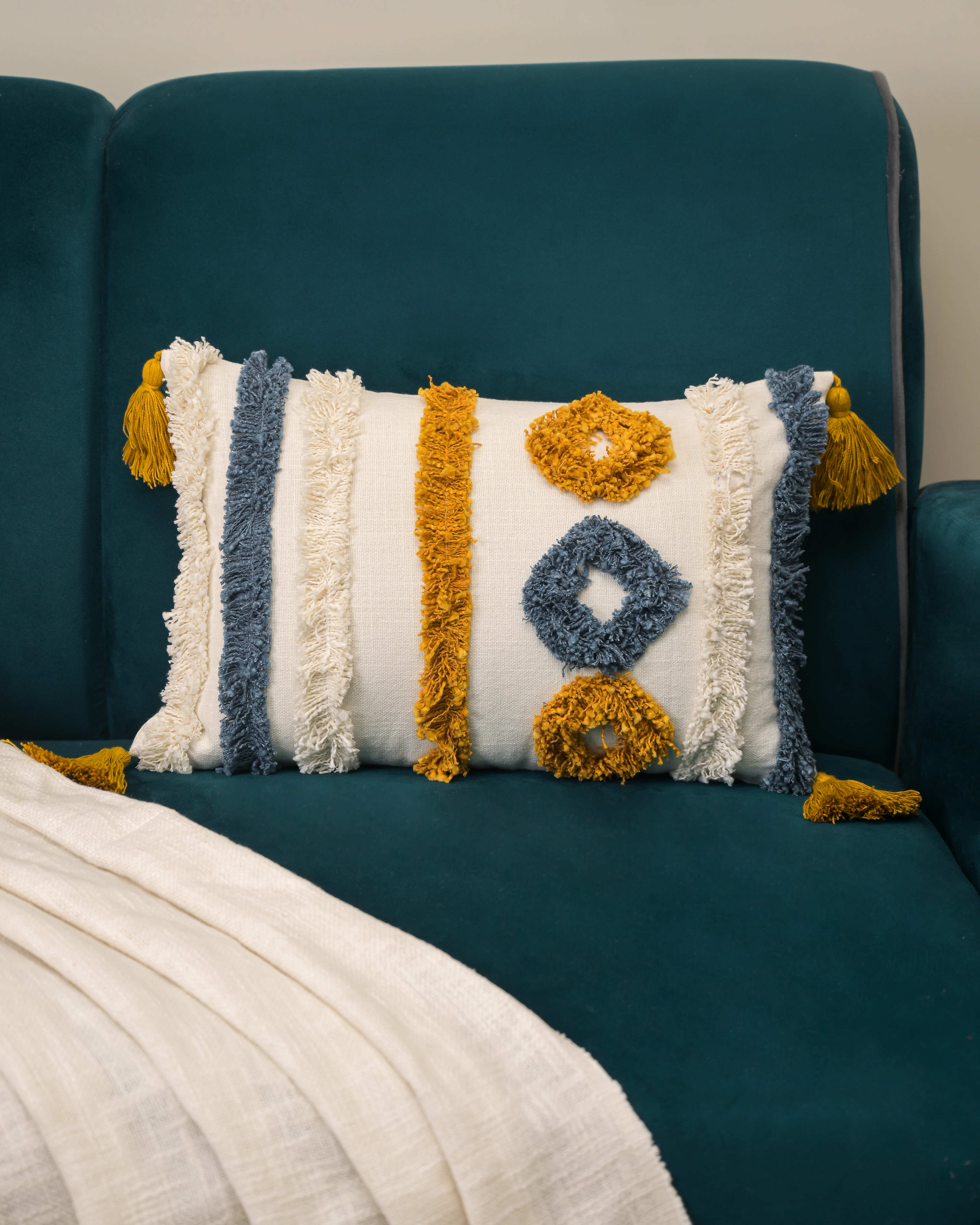 "Tassel Tango" Lumbar Cushion Cover